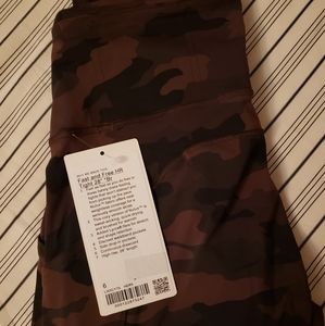 Lululemon Fast and Free High-Rise Tight 28"